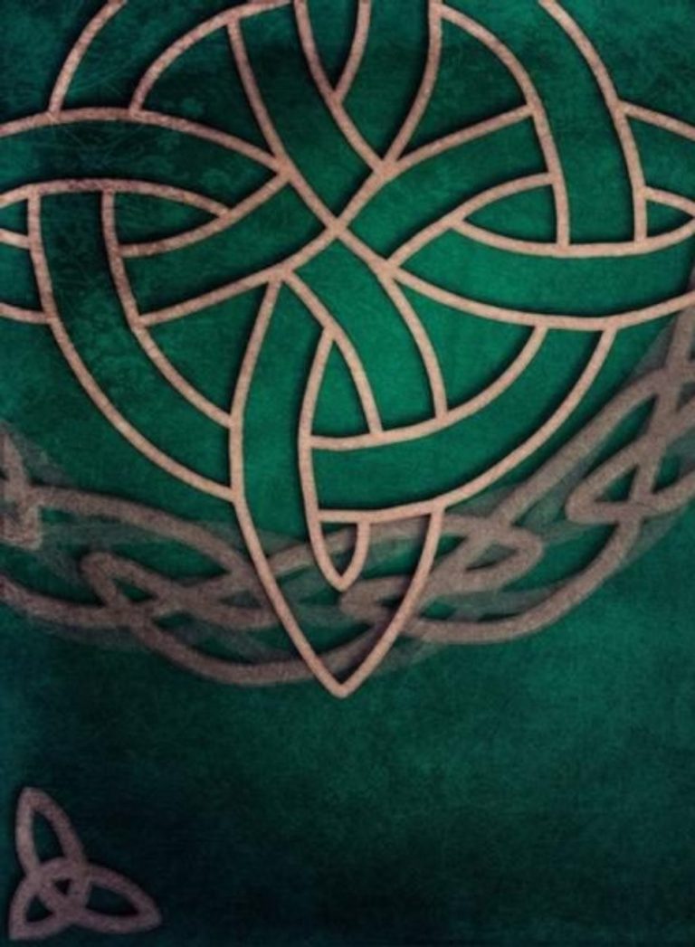 cropped-celtic_wallpaper___updated_colors_by_nocturnalquill_d4spgel ...
